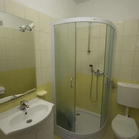 In With Sea View, Balcony, Air Conditioning, Wifi